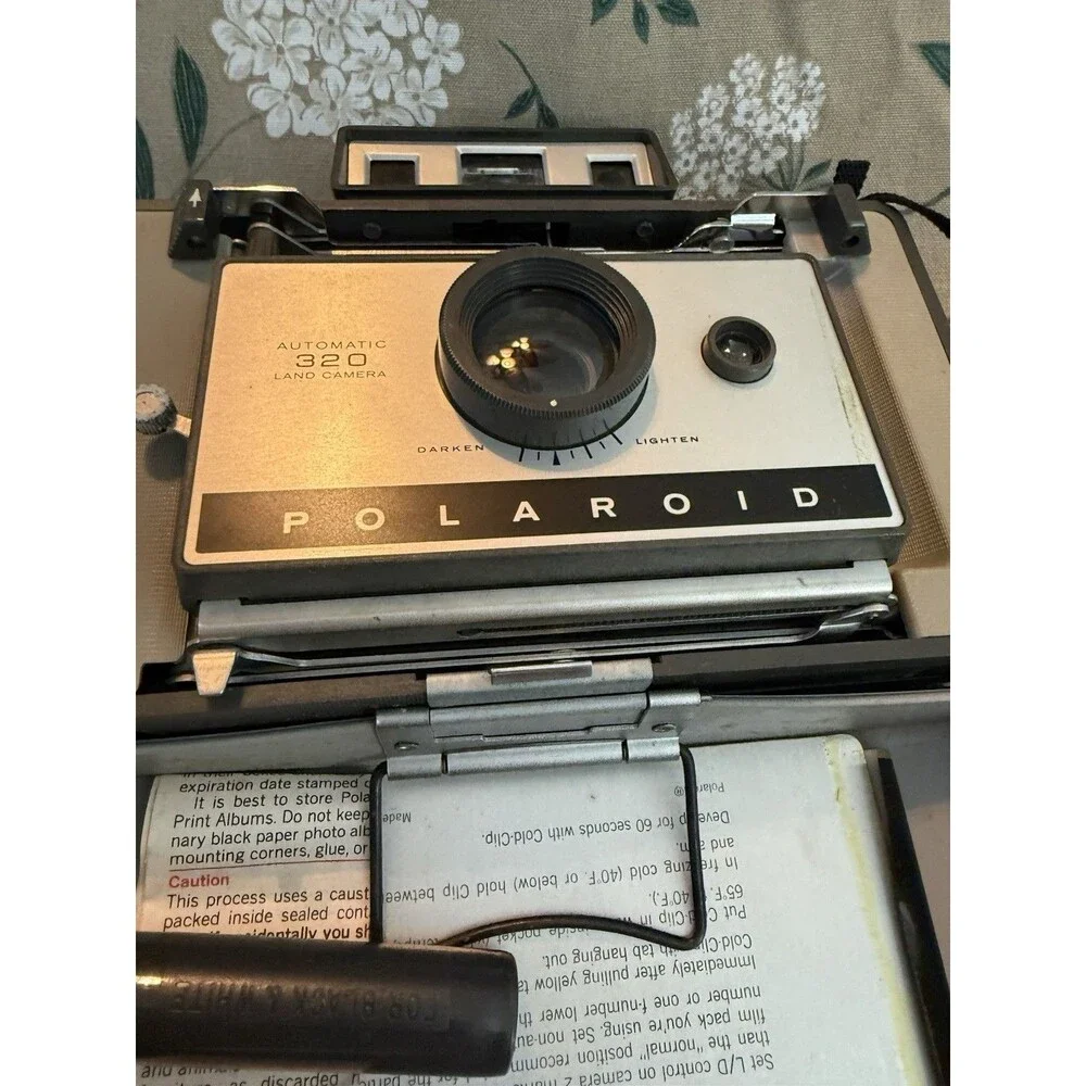Polaroid as unknown
